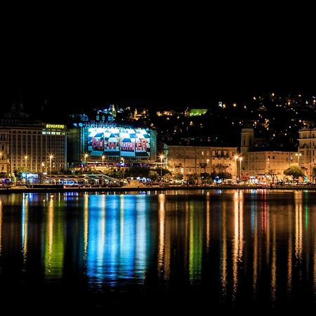 Apartments Sandra With Free Private Parking Rijeka Extérieur photo